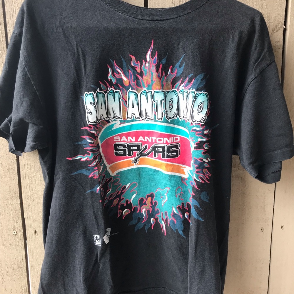 Vintage San Antonio Spurs shirt